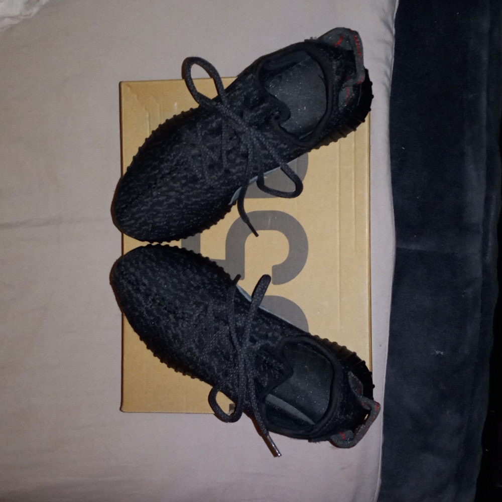 Brand new authentic Yeezy boost 350